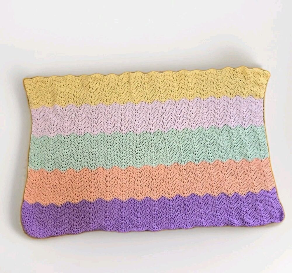 Handmade Afghan Baby Blanket 26"x38" Multicolor Toddler Lap Pastels Crib - Picture 2 of 4